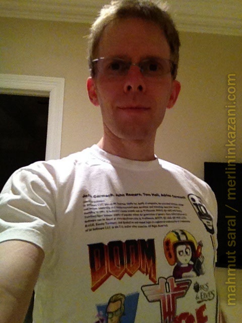 John Carmack, hediye t-shirt'ümüzü giydi