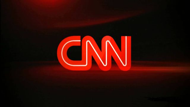 CNN istemeden de olsa tam yarım saat boyunca yetişkin içerikli film yayımladı