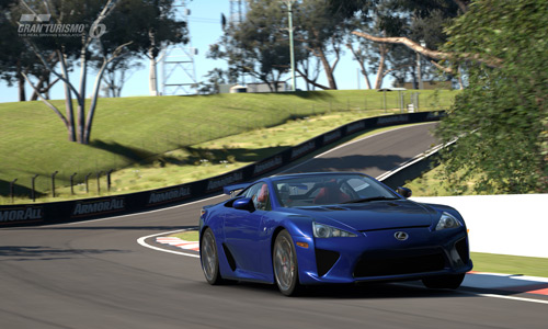 Gran Turismo 6, Türkçe menüyle geliyor!