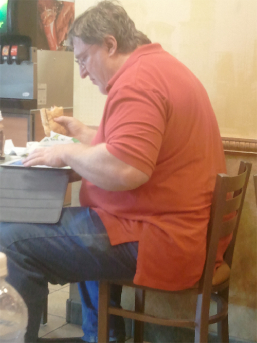 Oyun dünyasında ŞOK! Gabe Newell, Subway'de yakalandı!