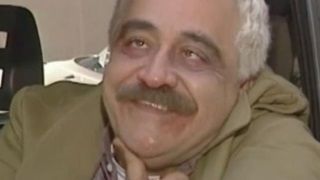 Kafası kendinden güzel Mario oyunu oynamak ister misiniz?