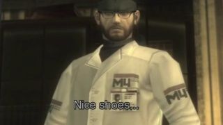 Kojima'nın gül desenli botları sosyal medyada alay konusu oldu