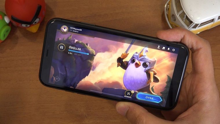 Teamfight Tactics Mobil sürümü oynadık!
