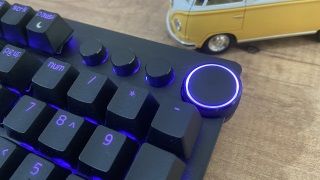 Razer Huntsman V2 oyuncu klavyesi inceleme