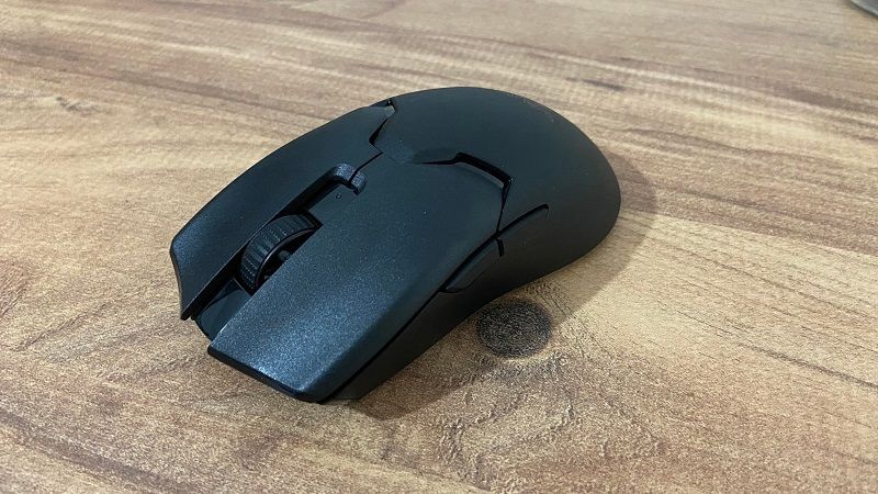 Ultra hafif: Razer Viper V2 Pro inceleme