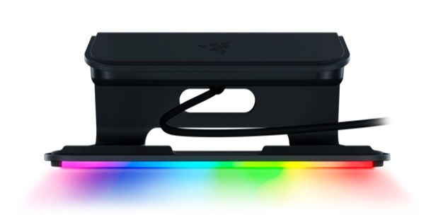 Razer Thunderbolt 4 Dock ile bağlantı seçeneğini her masaya getiriyor