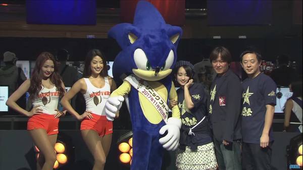 SEGA, Hooters ile partner oldu