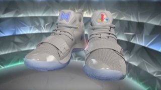 PlayStation 1 temalı spor ayakkabı görücüye çıktı