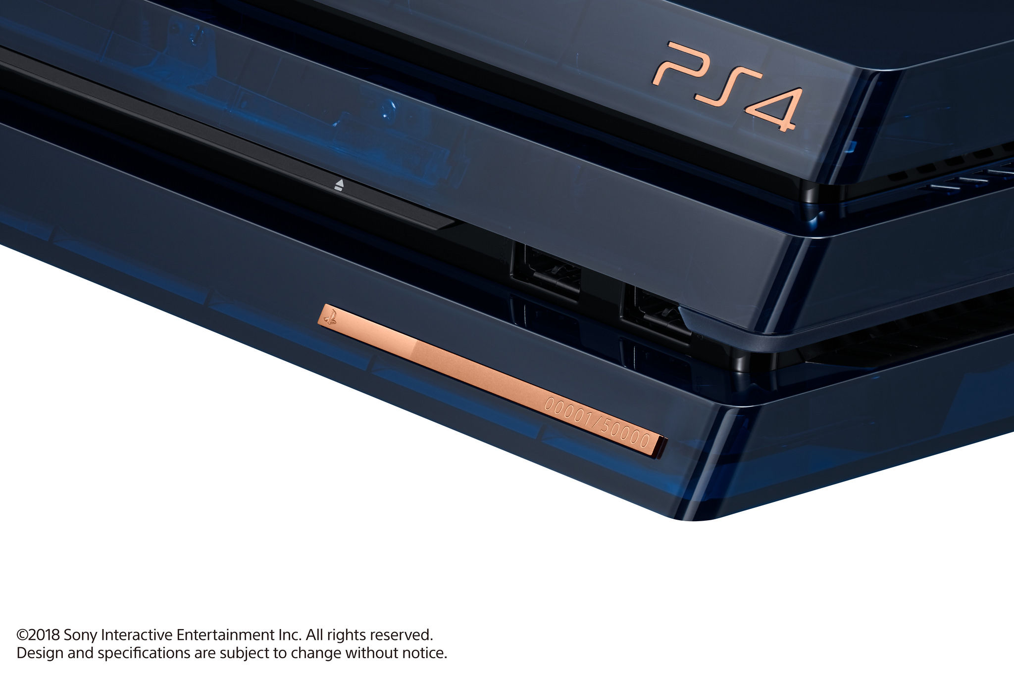 Sony, PlayStation 4'ün yeni transparan mavi modelini duyurdu