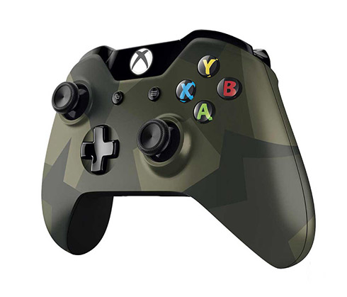 Xbox One için askeri temalı kontroller ve headset!