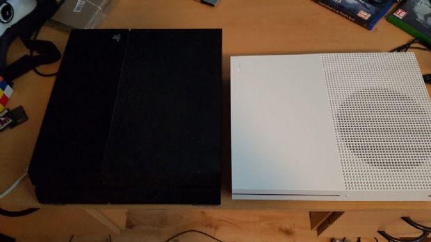 Xbox One S, PlayStation 4'ten çok daha küçük!