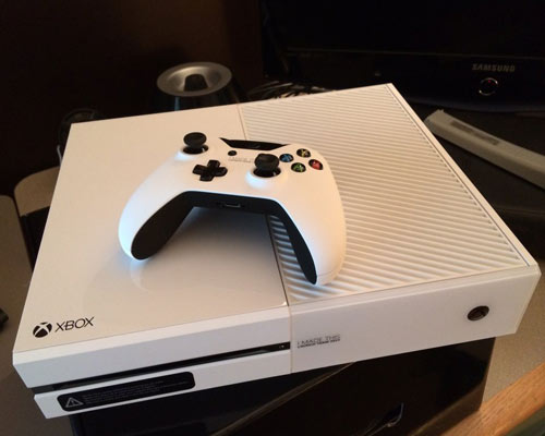 Xbox One'ın beyazını ister misiniz?