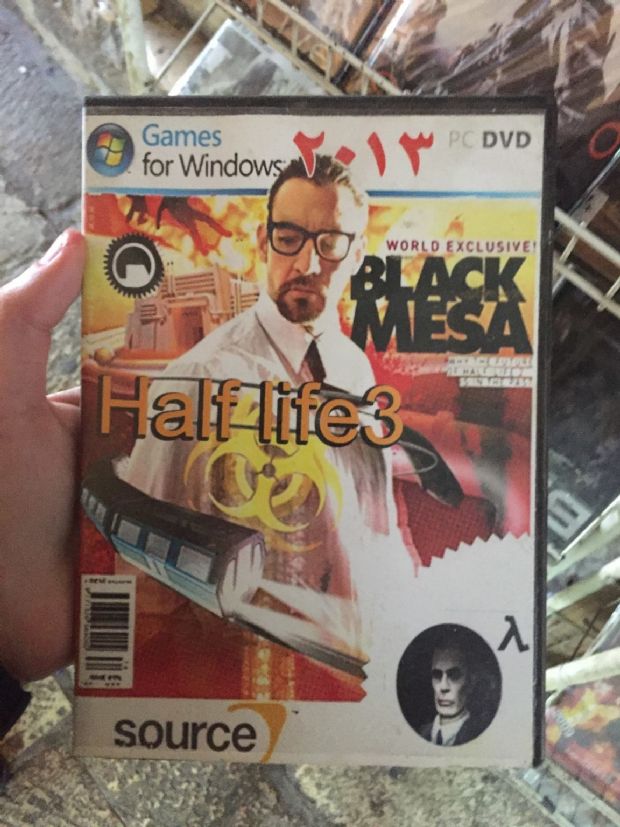 Beyler, bayanlar; Half-Life 3 çıkmış bile!