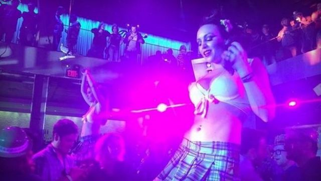 Microsoft'ta cinsel içerikli parti skandalı!