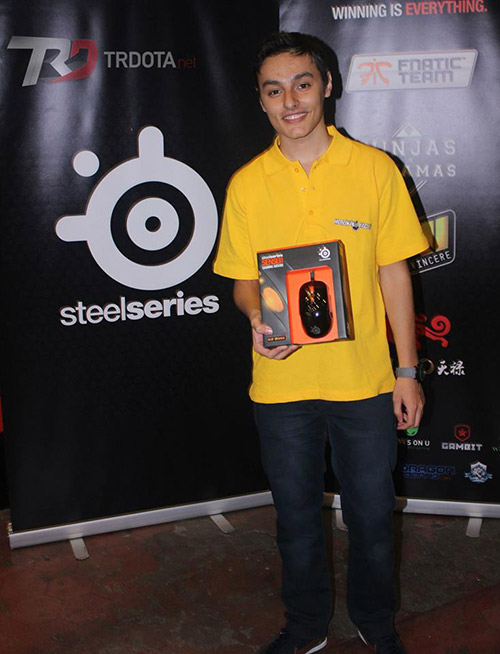 SteelSeries DotA 2 Cup, şampiyonunu sunar!