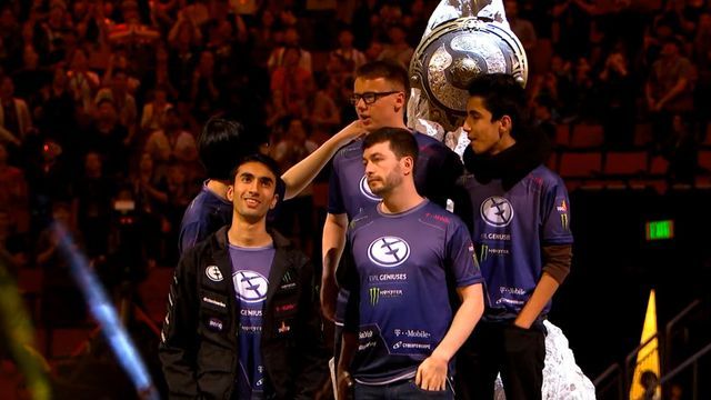 Team EG, Dota 2 The International 2015'i kazanan takım oldu!