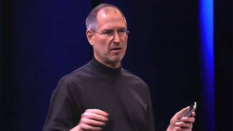 4 GB'lık ilk nesil iPhone rekor bir fiyata satıldı