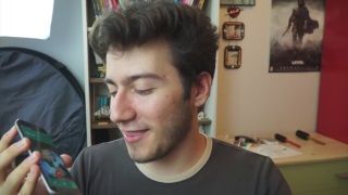 Enes Batur'un Altın Kelebek ödülü elinden alındı