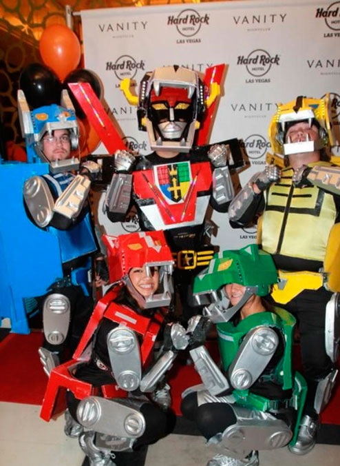 Voltron gerçek oldu!