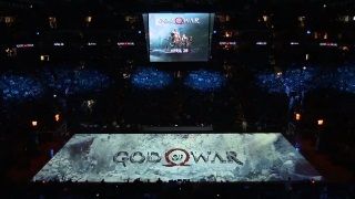 God of War'un NBA maçında sahaya yansıtılan reklamı şahane!
