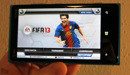 FIFA 13, Windows Phone 8'li cihazlarda oynanıyor