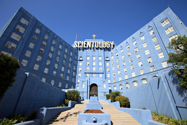 Scientology oyun oluyor!