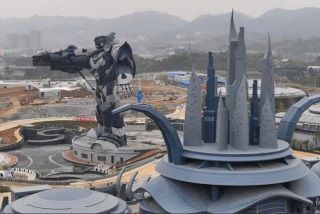 Çin'de açılan dev VR tema parkı görenleri hayrete düşürüyor