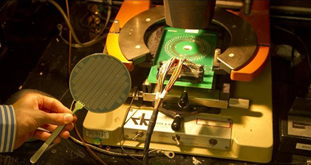 Silikon iletkenlerden nanotüplere