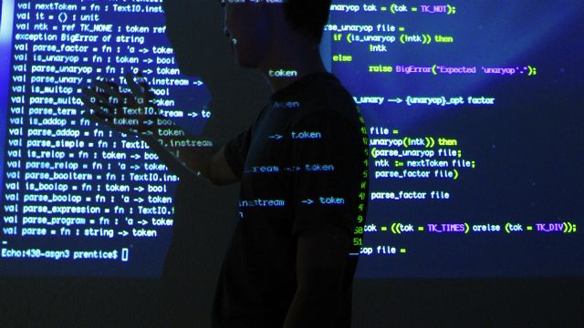 Ortaokul ve liselere kodlama dersi geliyor