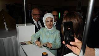 Emine Erdoğan: "Teknoloji tehdide dönüşüyor"