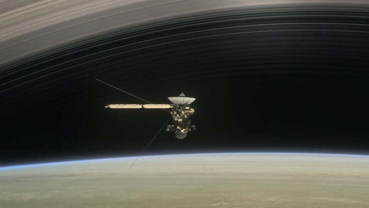 Cassini'nin Satürn'e çakılmadan önceki son görüntüleri yayınlandı