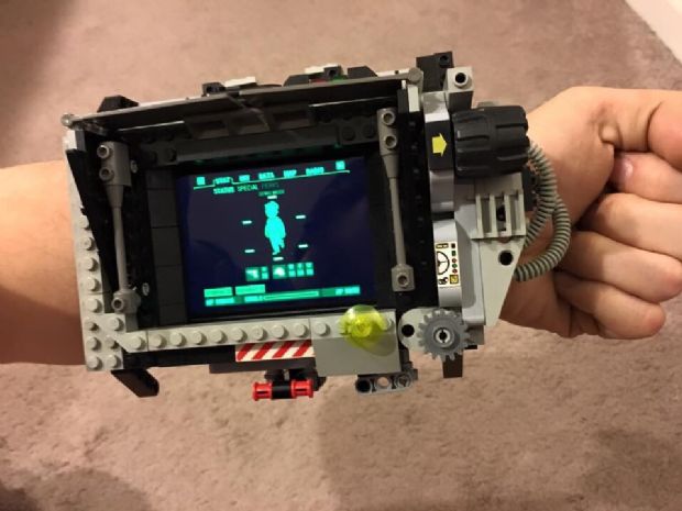 Lego Pipboy!