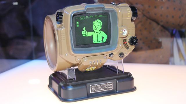 Fallout 4 Pip-Boy Edition'dan kutu açılışı!