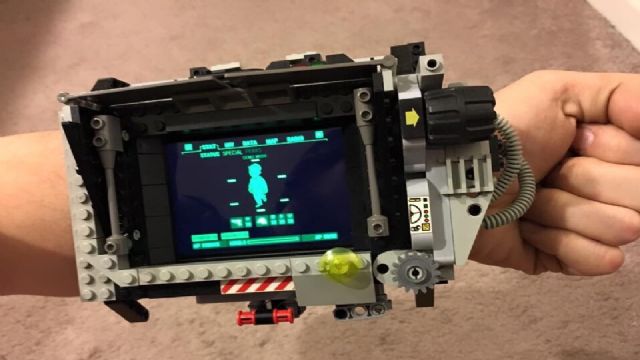 Lego Pipboy!