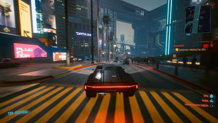 Cyberpunk 2077 serbest dolaşma ve çatışma dinamikleri
