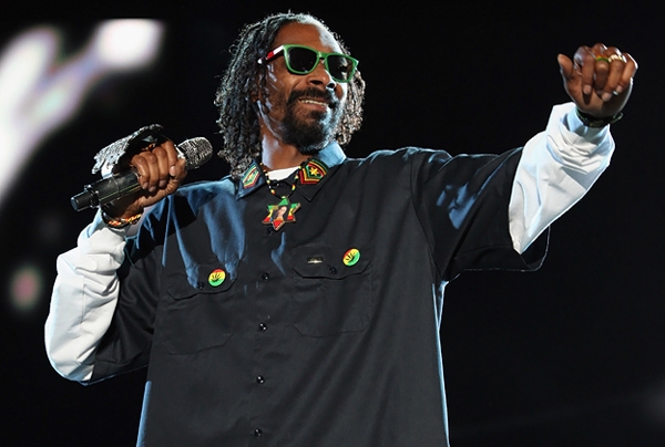 Snoop Lion ne oynamayı seviyor?