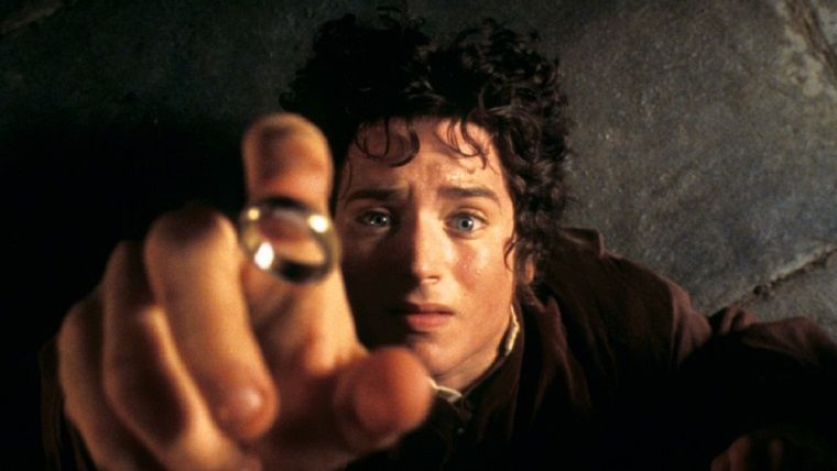 Elijah Wood, Yüzüklerin Efendisi dizi ismini biraz tuhaf bulmuş
