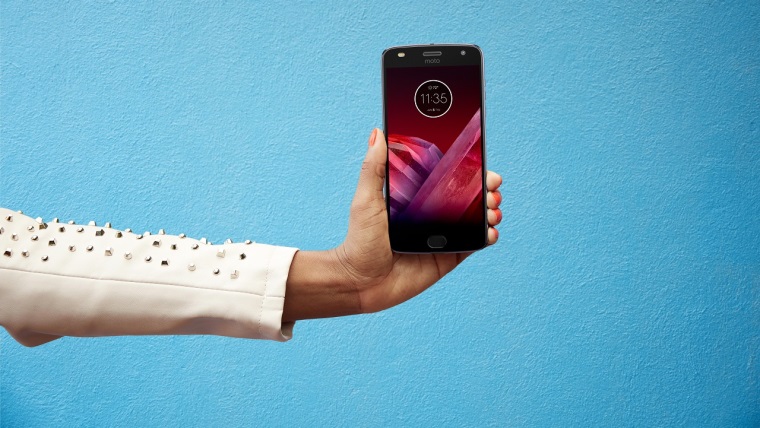 Moto Z2 Play'in Türkiye fiyatı belli oldu
