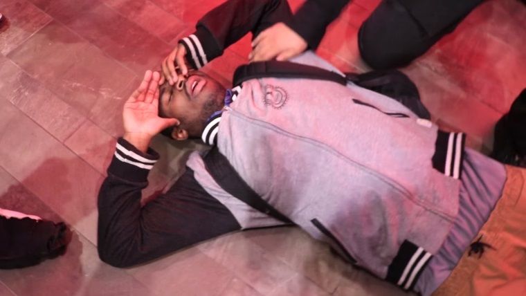 Super Smash Bros. duyurusunda bayılan adam internet fenomeni oldu