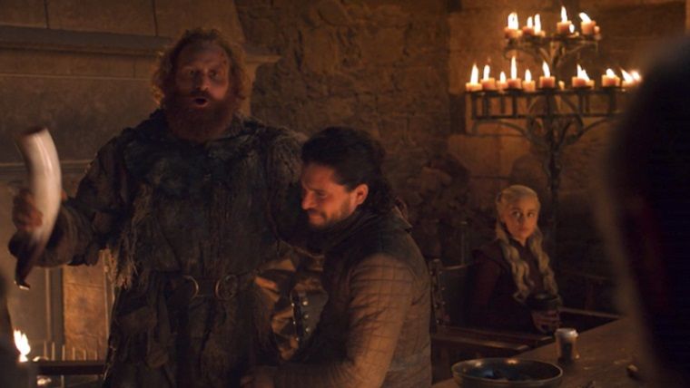 Game of Thrones yapımcılarından Latte bardağına cevap geldi