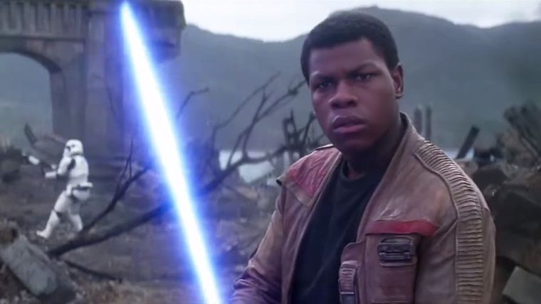 John Boyega 60 Dolarla Star Wars’a Girdi