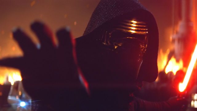 Star Wars 7: The Force Awakens’ın yeni reklamı bizleri yeni karakterle tanıştırıyor
