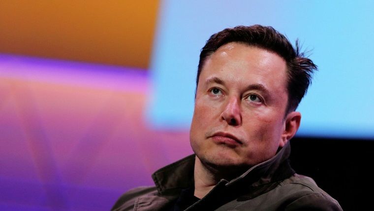Elon Musk Twitter'dan hisse satın aldı