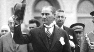Gazi Mustafa Kemal Atatürk'ü özlemle anıyoruz
