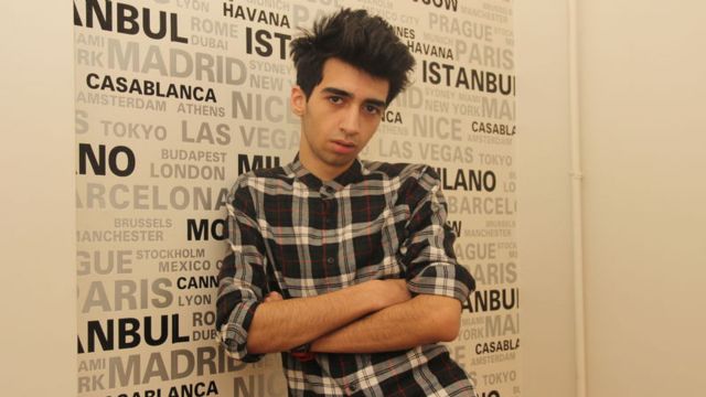 Gece Gölgenin Rahatına Bak şarkısı telif yedi ve yayından kaldırıldı!