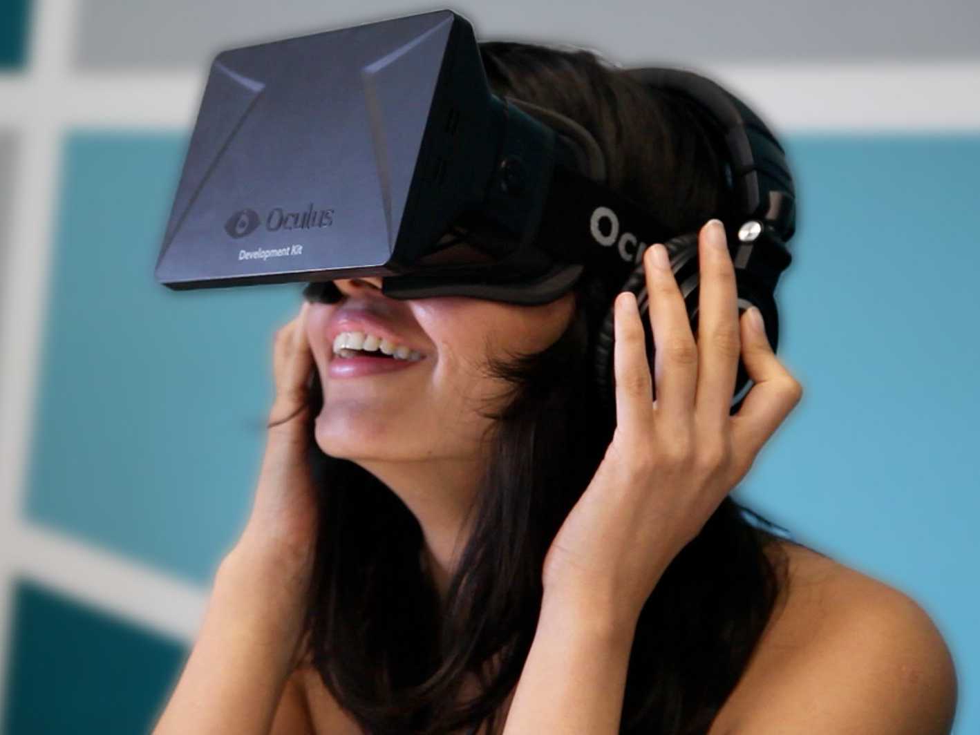 Oculus Rift'i Facebook aldı, hisseler düştü!