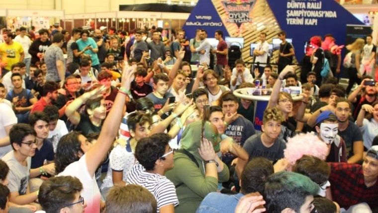 GameX 2018'i kaç kişi ziyaret etti?