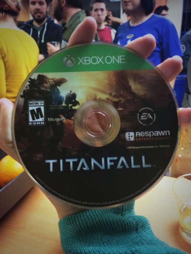 İşte Titanfall'un diskleri böyle görünüyor!