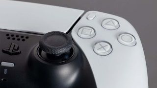 Sony yeni kontrolcü patenti aldı