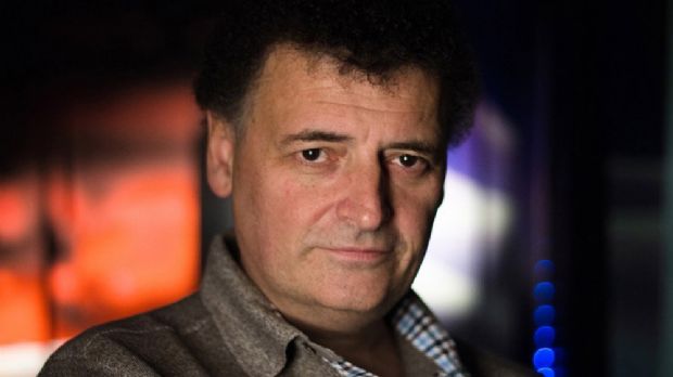 Steven Moffat, Sherlock'un 4. sezon 1. bölümü hakkında konuştu